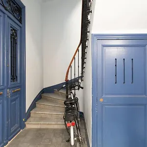 https://22-emma-suite-2bdr-balcony-center-town-2mins-tramway.fr-provencehotel.com